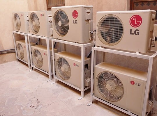 How To Make Sure Your AC Unit Works Properly And When To Call Maintenance