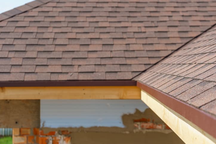 How a Roofing Company Can Help You Choose the Right Roofing Materials and Style For Your Property