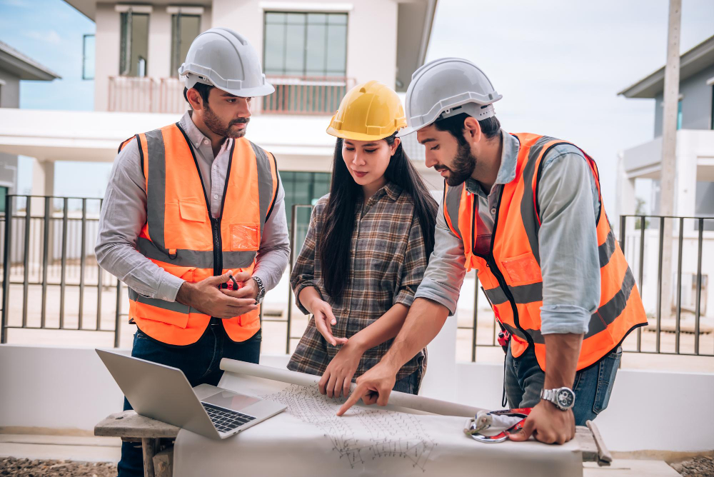DIY vs. Hiring a Contractor: What Homeowners Need to Know About Cost Estimates