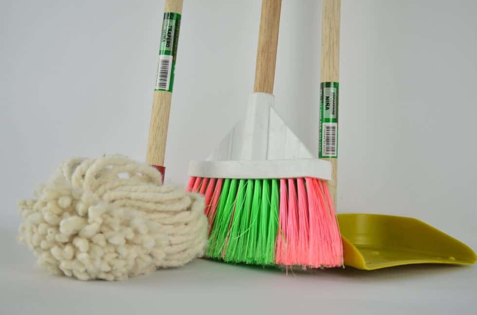 mop pro vs essential