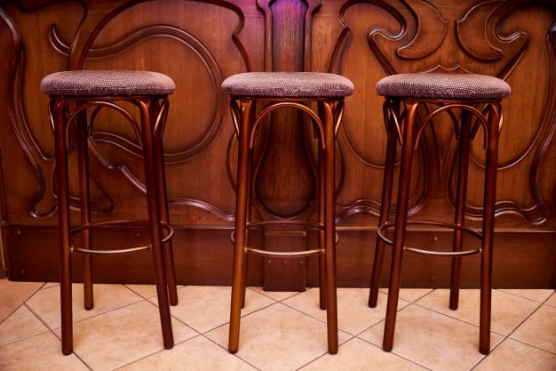 What is the Difference Between Bar and Counter Stools?