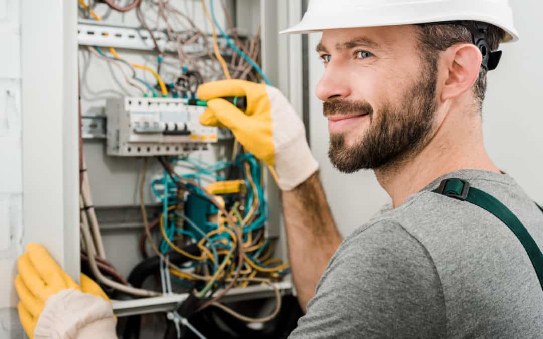 Electrician vs Electrical Engineer: What’s The Difference?