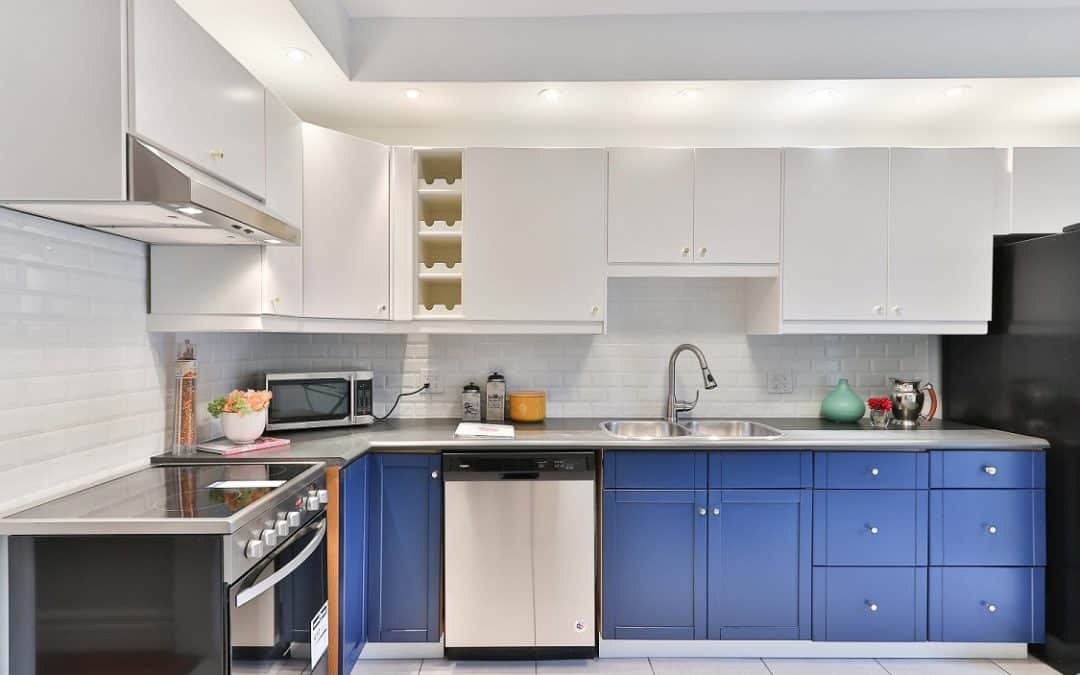 Why Should You Opt For Custom Kitchen Cabinets?
