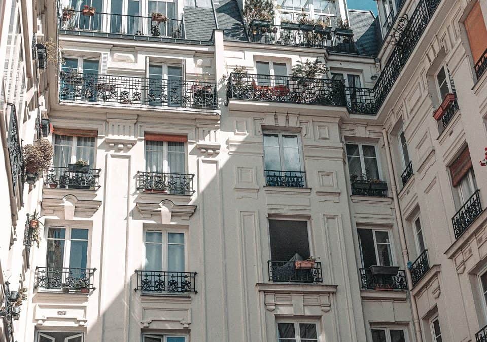 10 Tips From Locals on How to Rent an Apartment in Paris