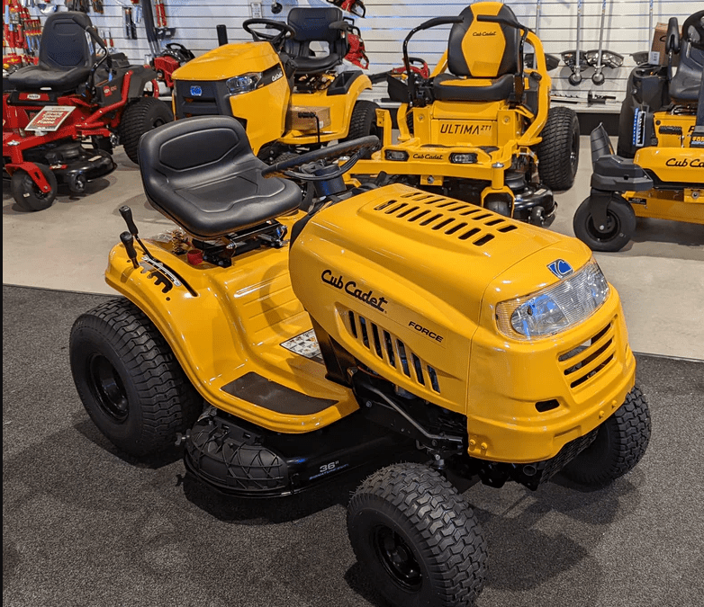 Pros and Cons of Cub Cadet zero-turn Riding Mower