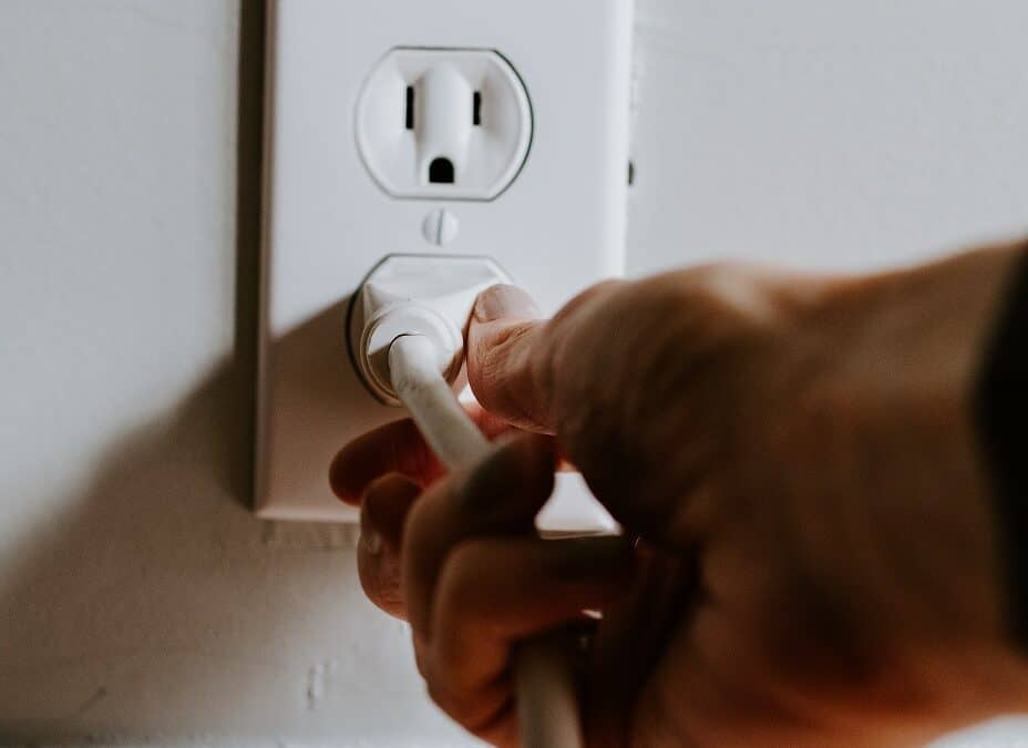 How Can I Find a Reliable Local Electrician?