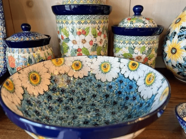 Designing With Heritage: Polish Pottery’s Enduring Influence on Home Décor