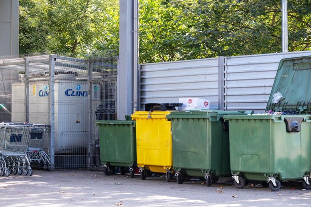 The Complete Guide to Renting Roll Off Dumpsters by Size