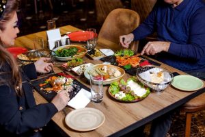 couple eating in the restaurant