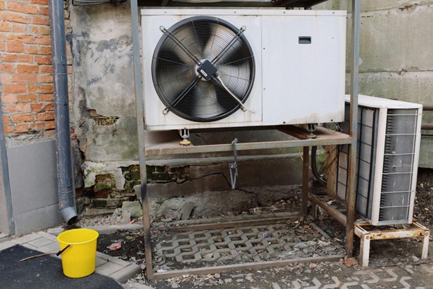 4 Signs It’s Time to Replace Your HVAC System