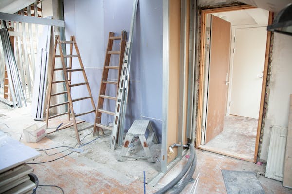 What to Look Out For in Older Homes During Renovations