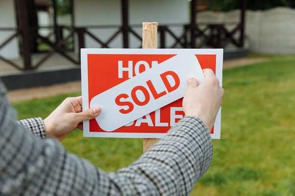 Make the Most of Your Home Sale: 6 Key Financial Tips to Follow