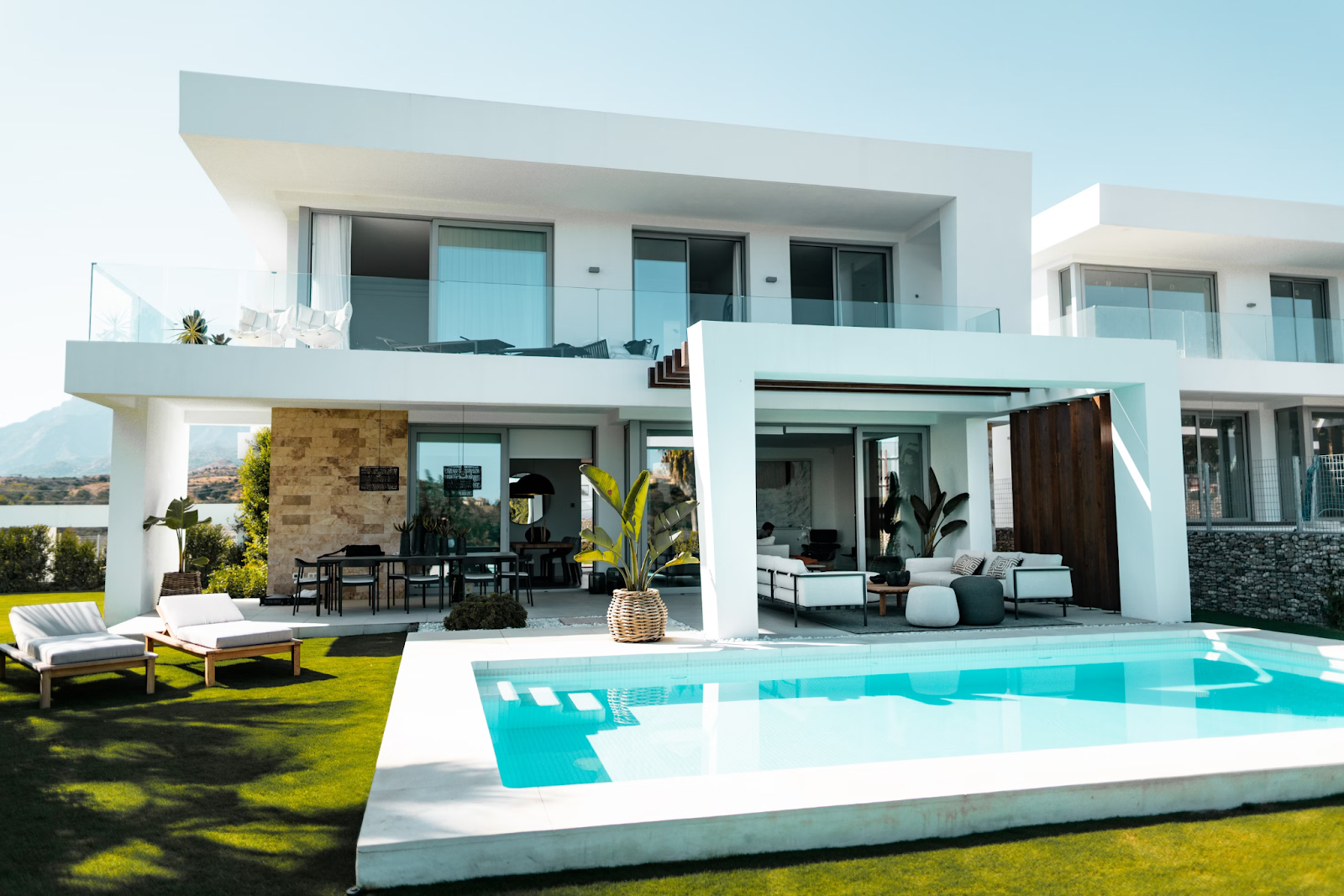 Luxury Pool