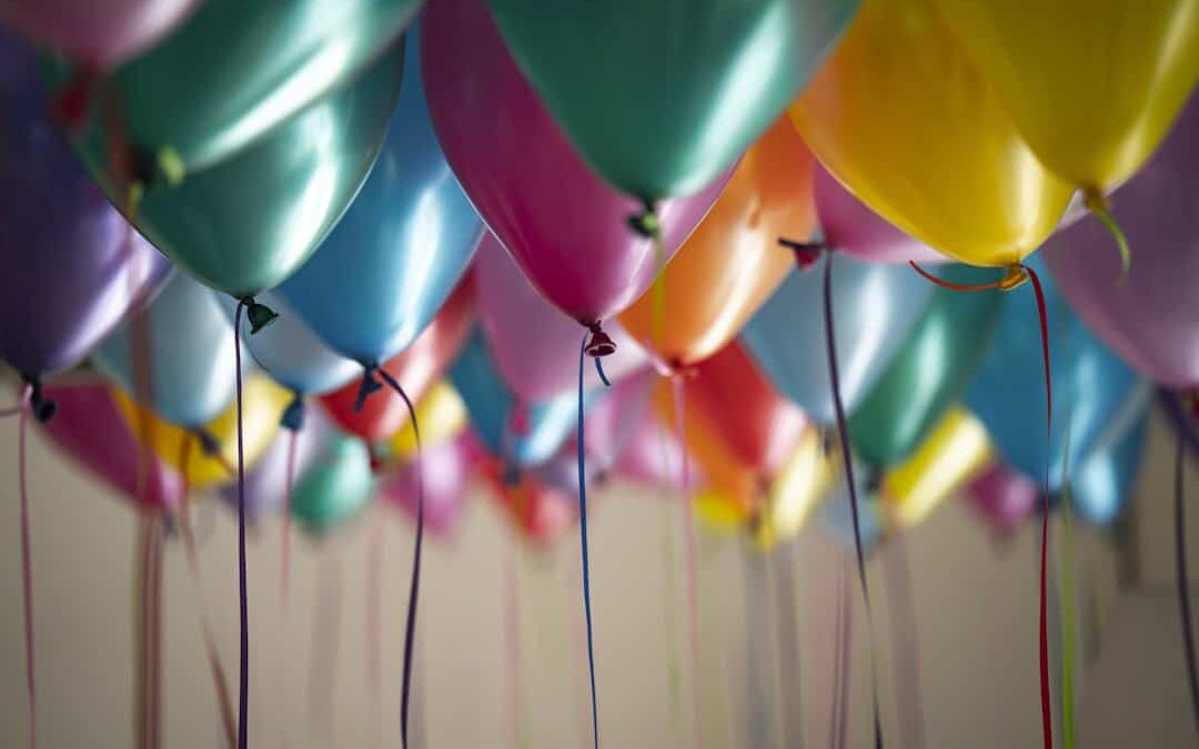 Hosting an Unforgettable Summer Party: Planning Tips