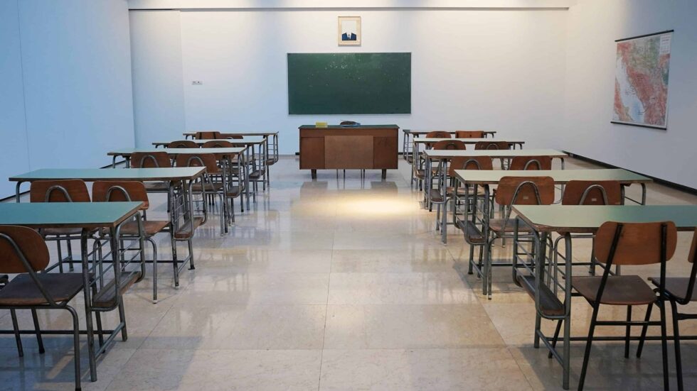 The New Norm in Classrooms: E-Books Take Center Stage