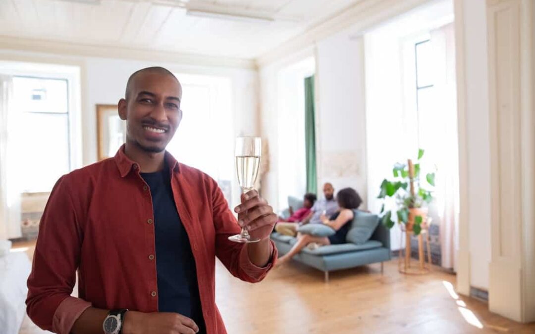 7 Thoughtful Housewarming Gift Ideas for Someone Who Moved to a New Home