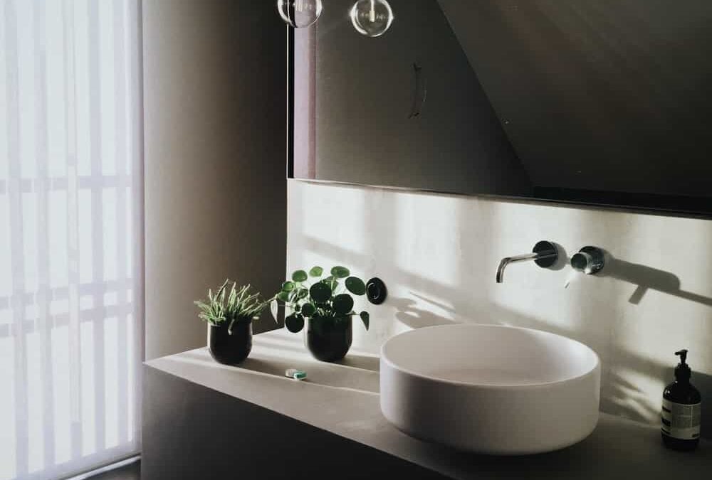 How to Choose the Right Bath Panel: Avoid These 8 Common Mistakes
