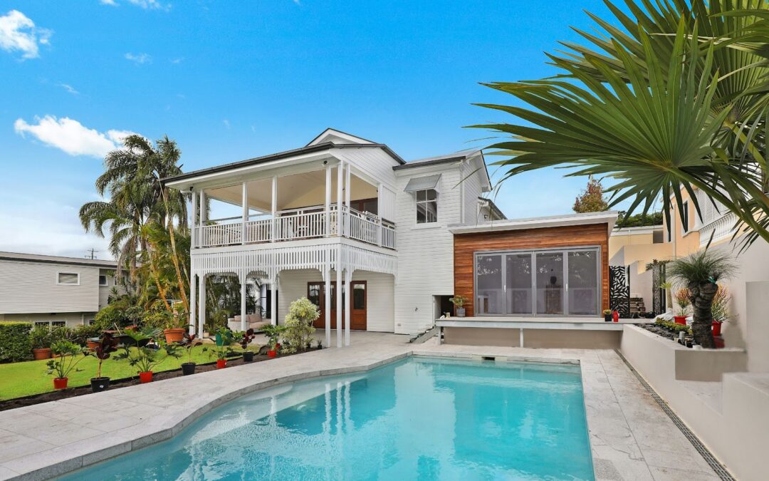 Choosing the Right Pool Shape and Size for Your Backyard