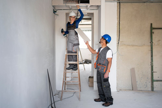 How to Choose the Right Maintenance Contractor for Your Property