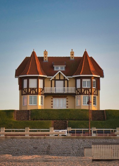 From Drab to Fab: 6 Ways a New Roof Will Elevate Your Home’s Style