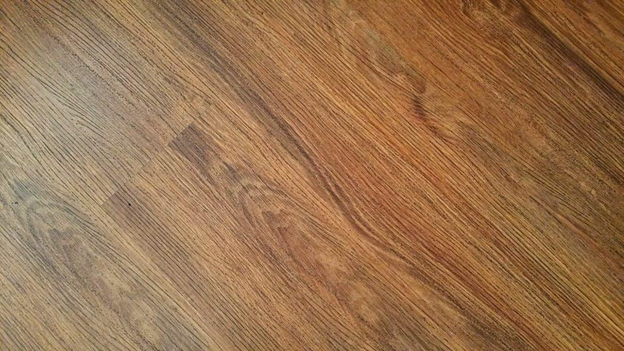 How to Choose the Perfect Rustic Wood Flooring for Your Space