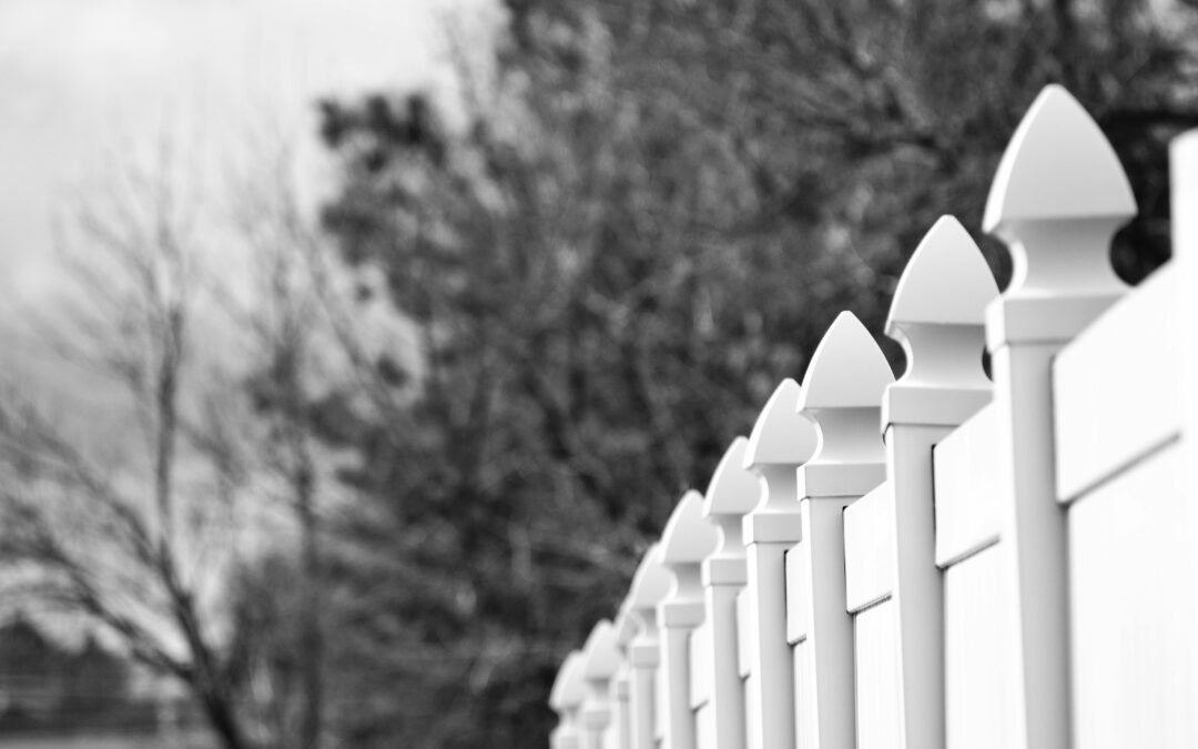 Seasonal Fence Maintenance: Preserving Appearance Year-Round