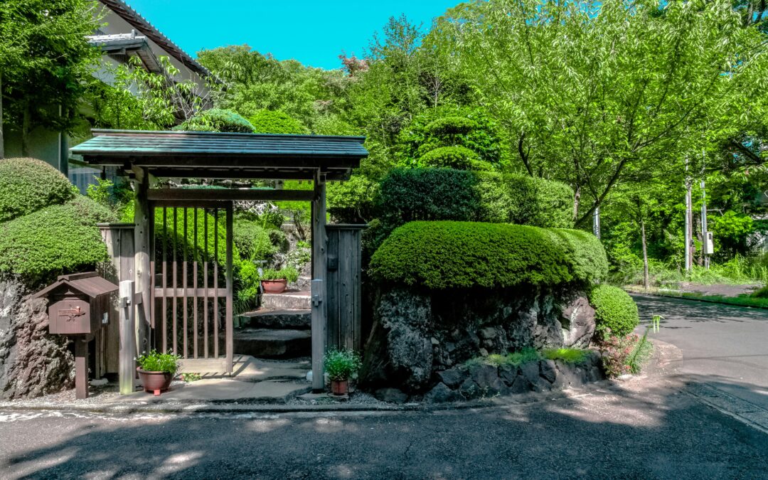 How Gates Can Be Modified with Electrical Security Systems