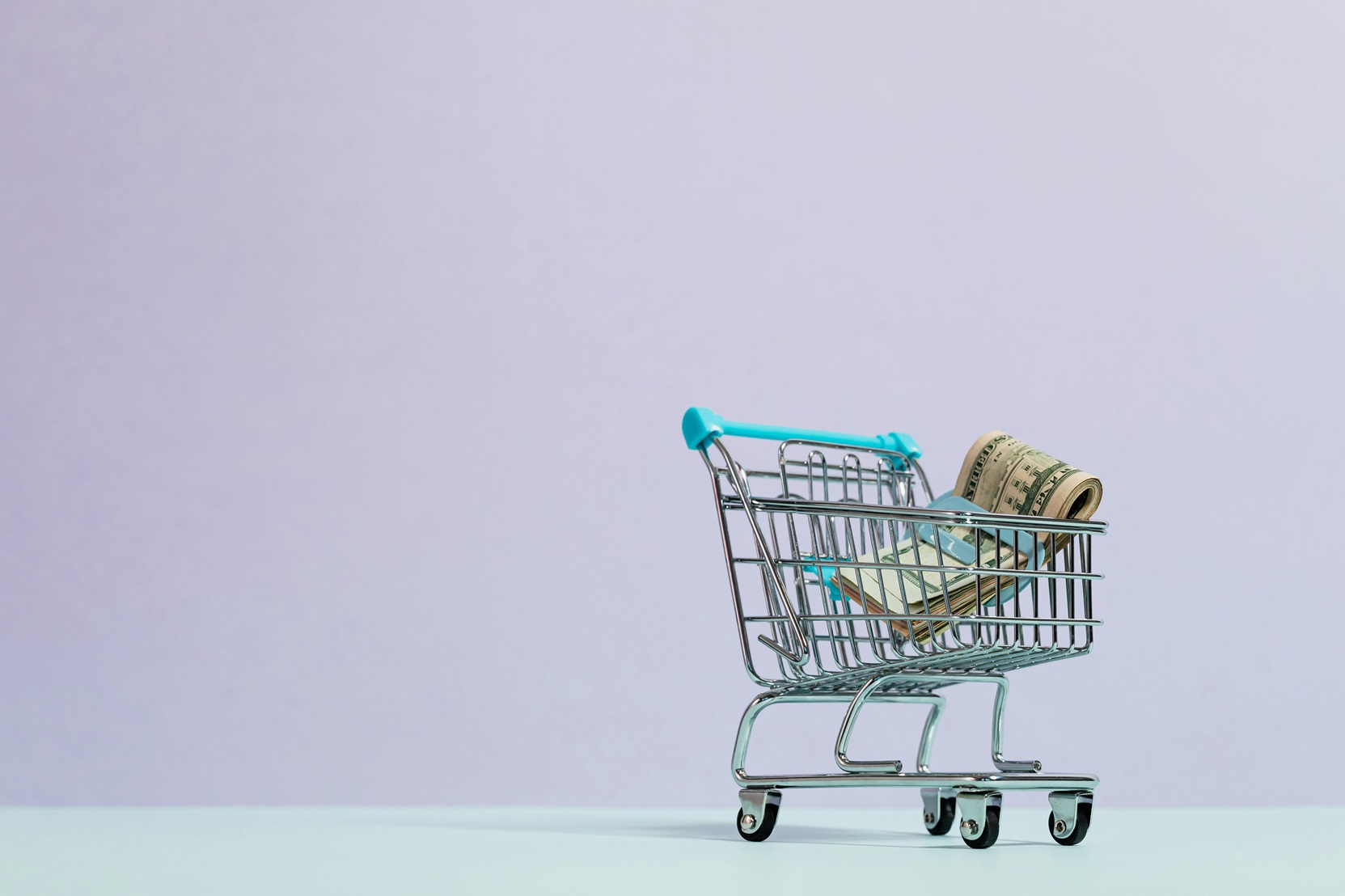 pexels-karolina-grabowska-5632371 money in cart