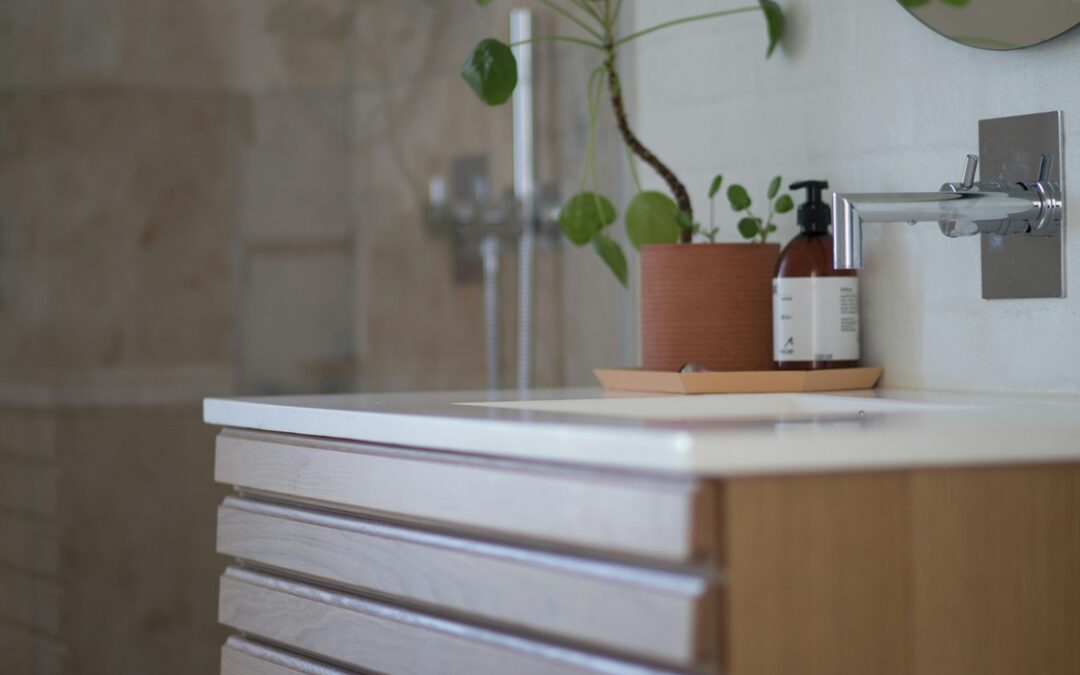 Say Goodbye to Grime: Achieve Lasting Bathroom Freshness