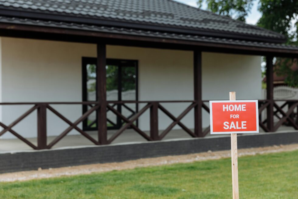 The Benefits of Selling Your House for Cash to Cover Medical Expenses in 2025
