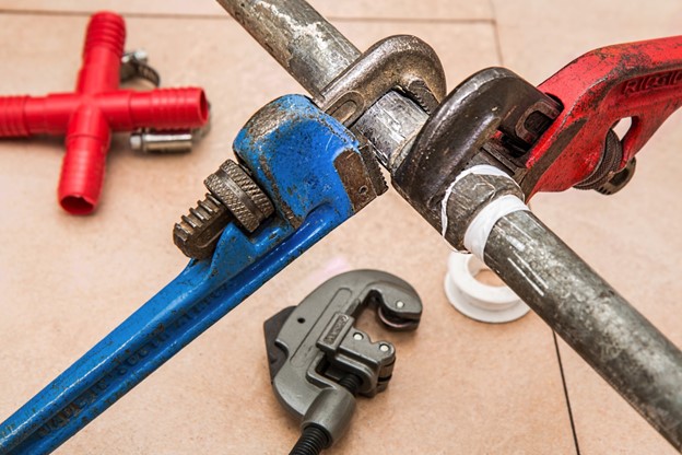 Why Hiring a Reliable Plumber Is Key to Clear Drainage