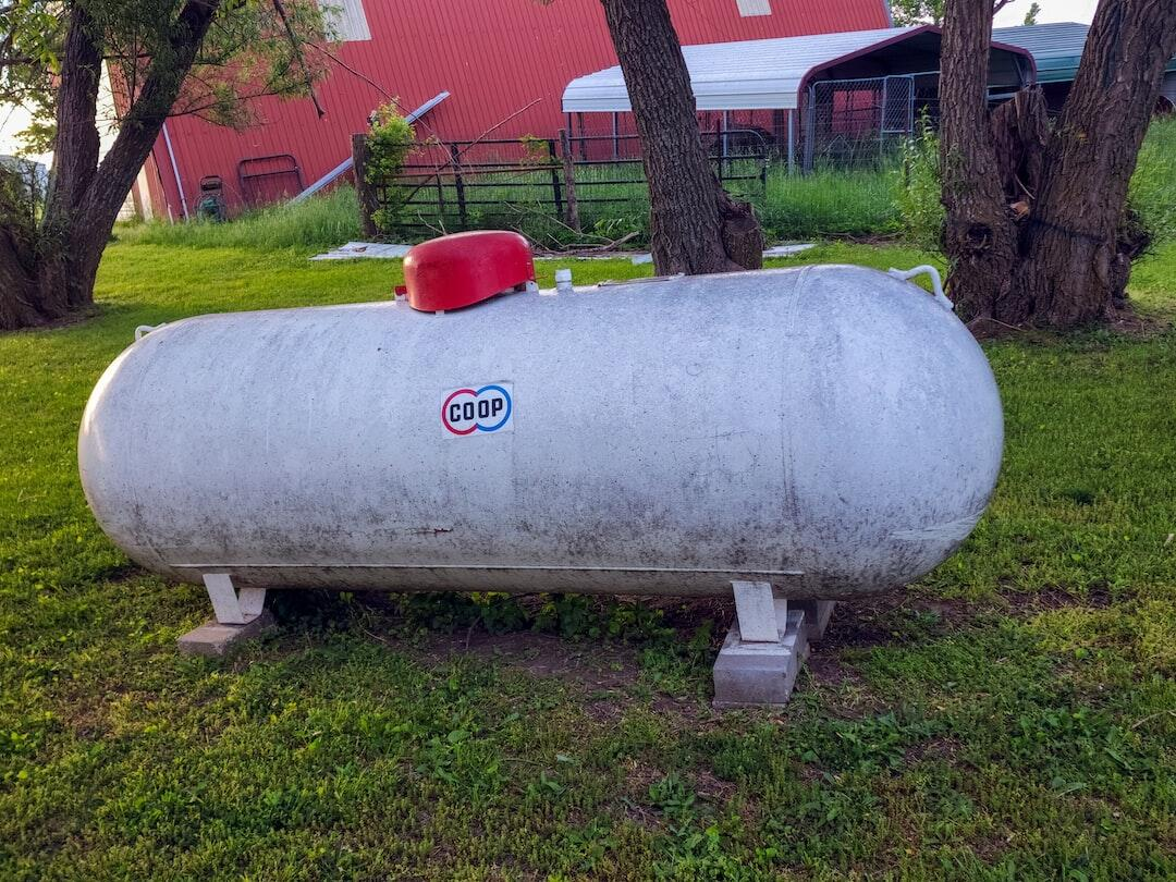 propane tank large propane tank on lawn near house
