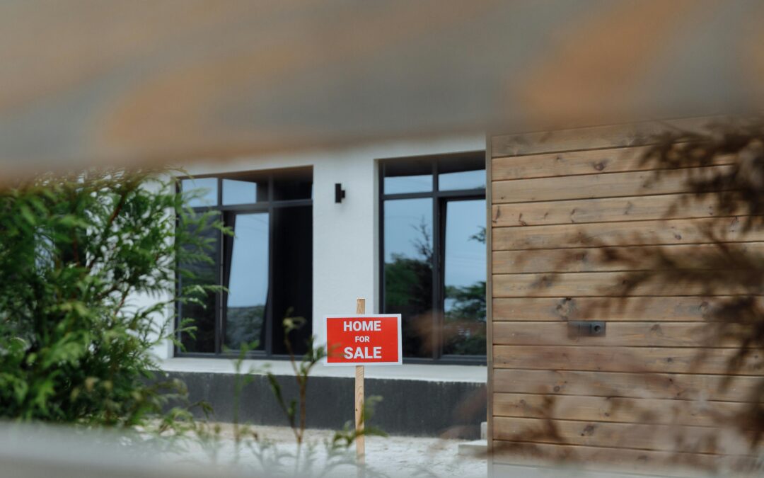 How to Sell a House With Problem Tenants Without Evicting First