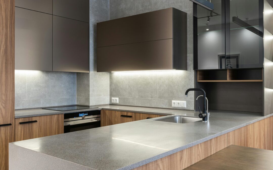 QUARTZ vs. GRANITE – The Ultimate Kitchen Countertops Showdown!