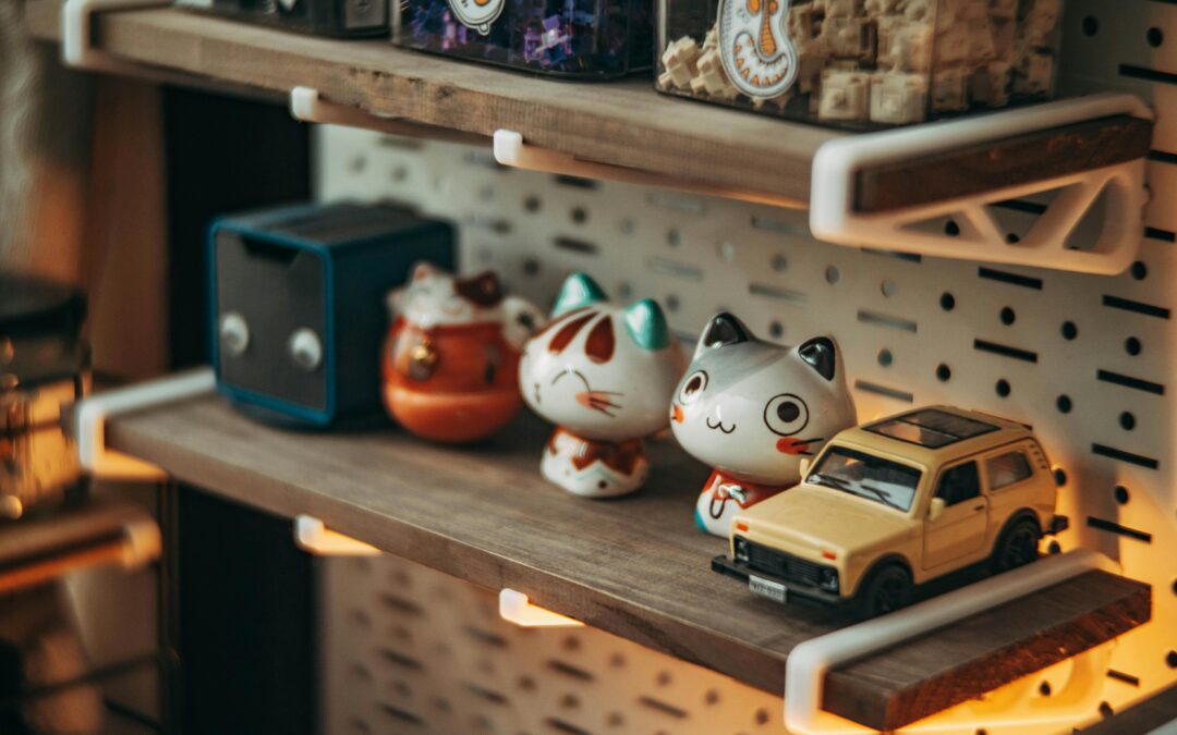 Slatwall Displays That Improve Retail Flexibility and Organization