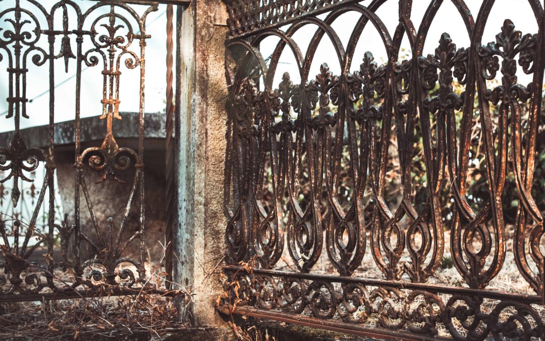 Can Metal Fences Rust, And How Can This Be Prevented?