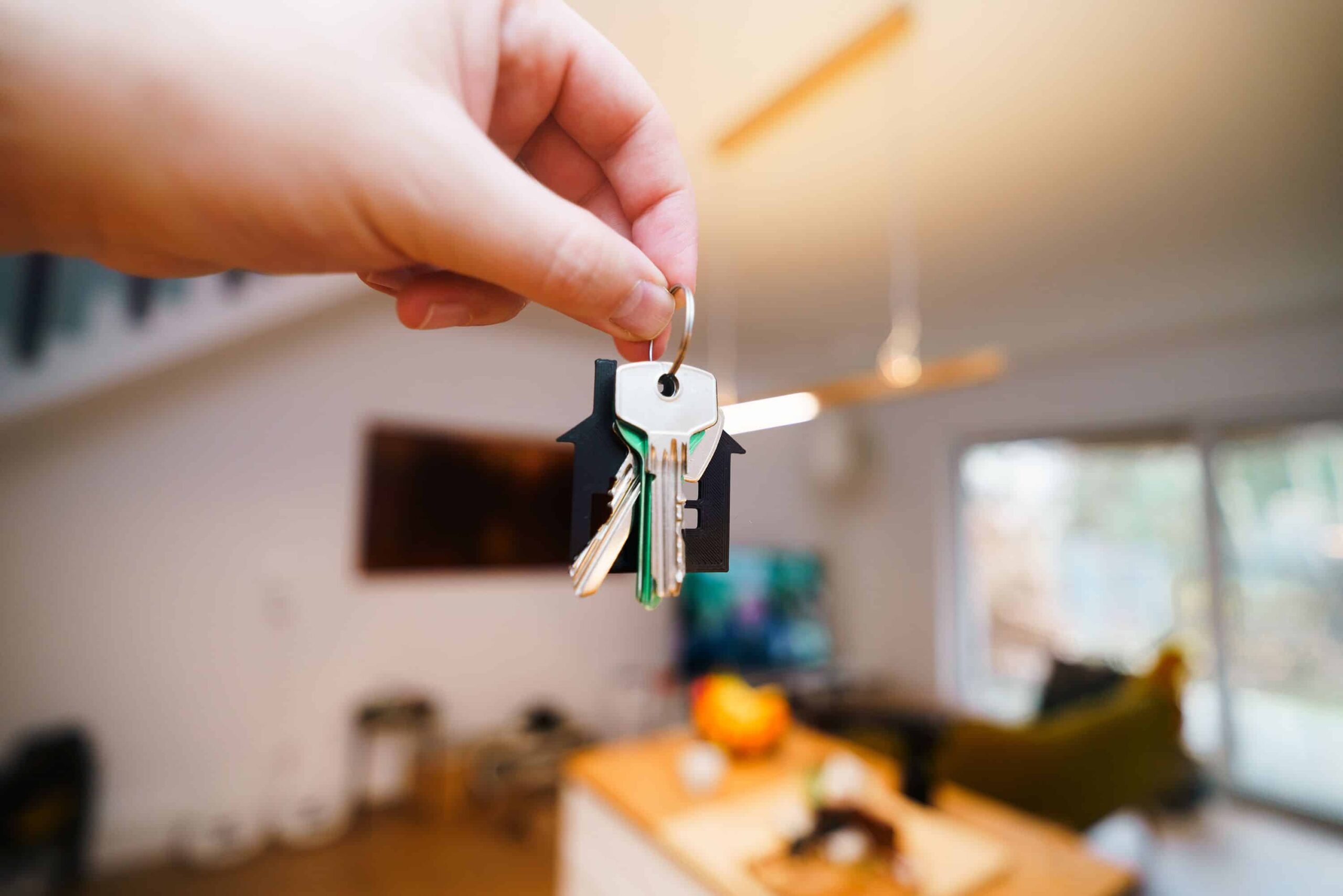 The Complete Guide to Property Management Services for Landlords: How to Protect Your Investment and Maximize Returns