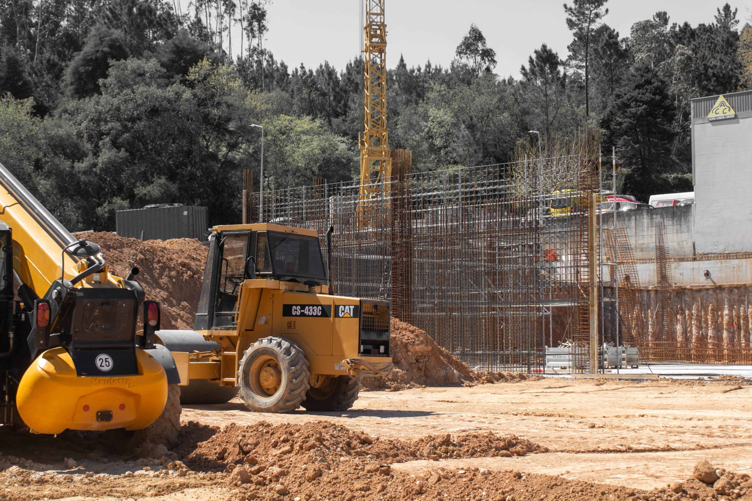 How to Optimize Site Staging: The Strategic Guide to High-Capacity Material Handlers