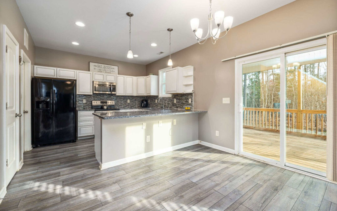 Flooring Choices That Influence a Buyer’s Gut Reaction