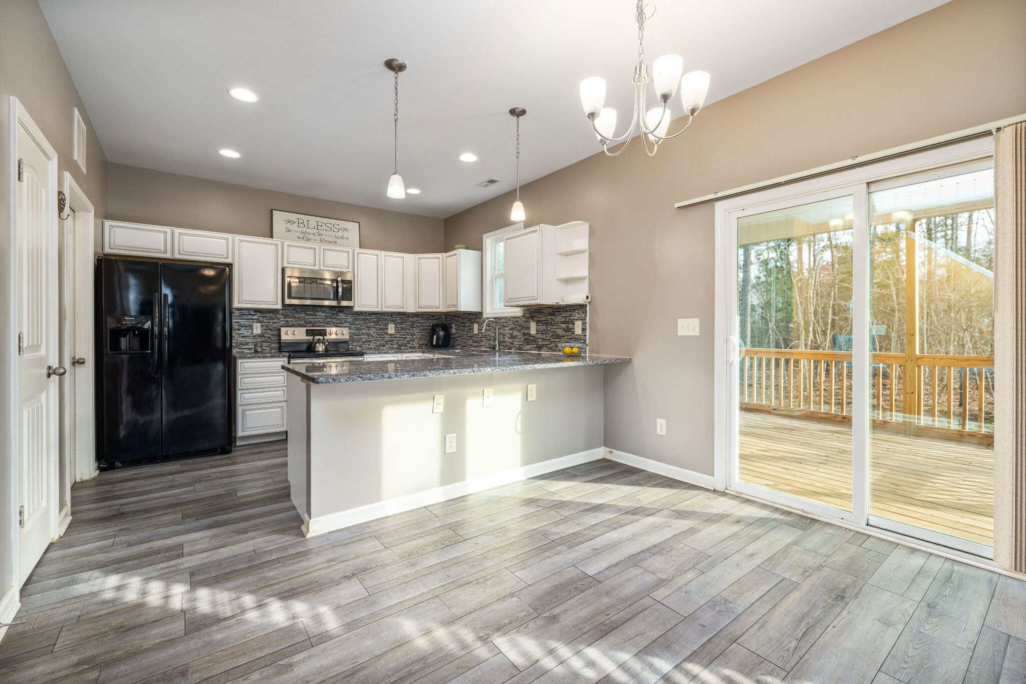 Flooring Choices That Influence a Buyer’s Gut Reaction