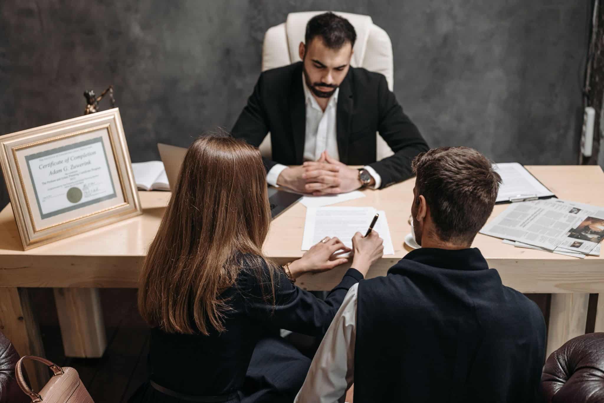 Title Company vs. Attorney Closing: What Springfield Sellers Should Expect